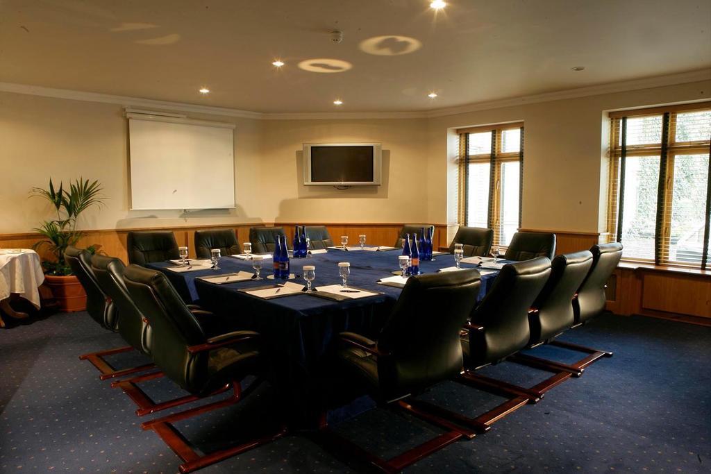 Kilkenny River Court Hotel Ngoại thất bức ảnh
