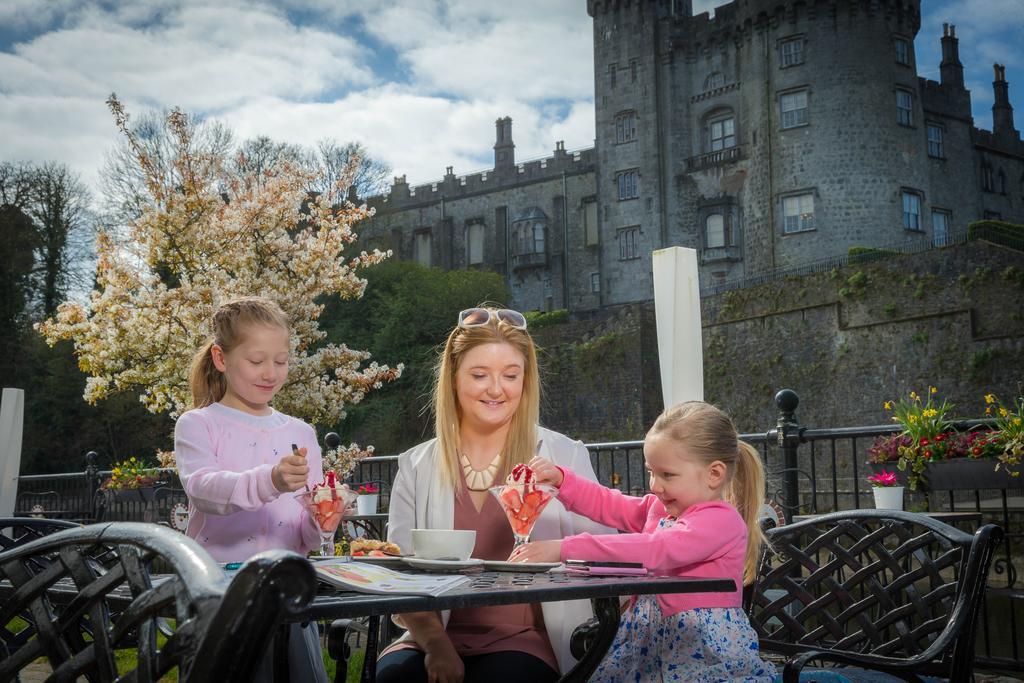 Kilkenny River Court Hotel Ngoại thất bức ảnh