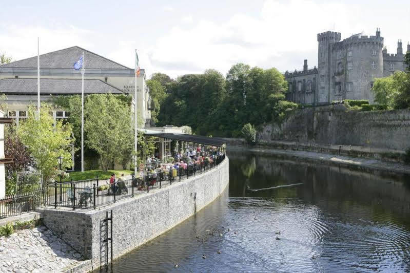 Kilkenny River Court Hotel Ngoại thất bức ảnh